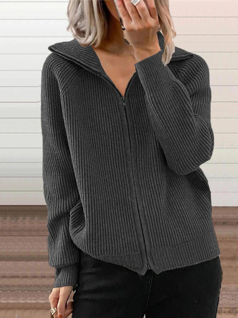 Adela | Casual and comfortable winter garment - Image 3