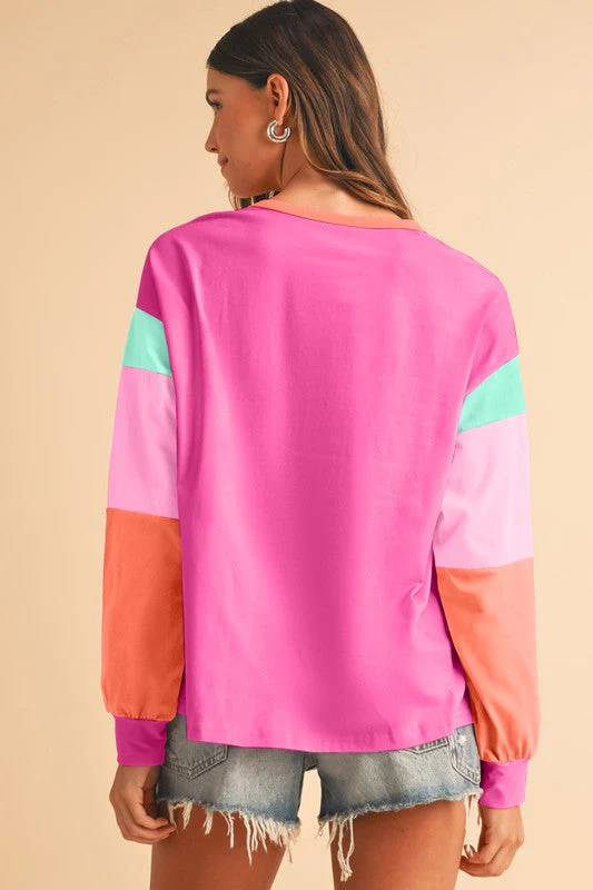 Adriana | Loose fit top with color block sleeves - Image 14
