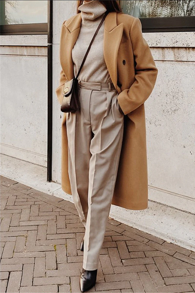 Adriana | Trendy and elegant winter clothing item - Image 2
