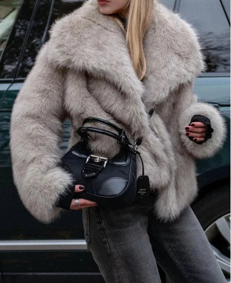 Adriana | SELENE LEATHER COAT - Image 4