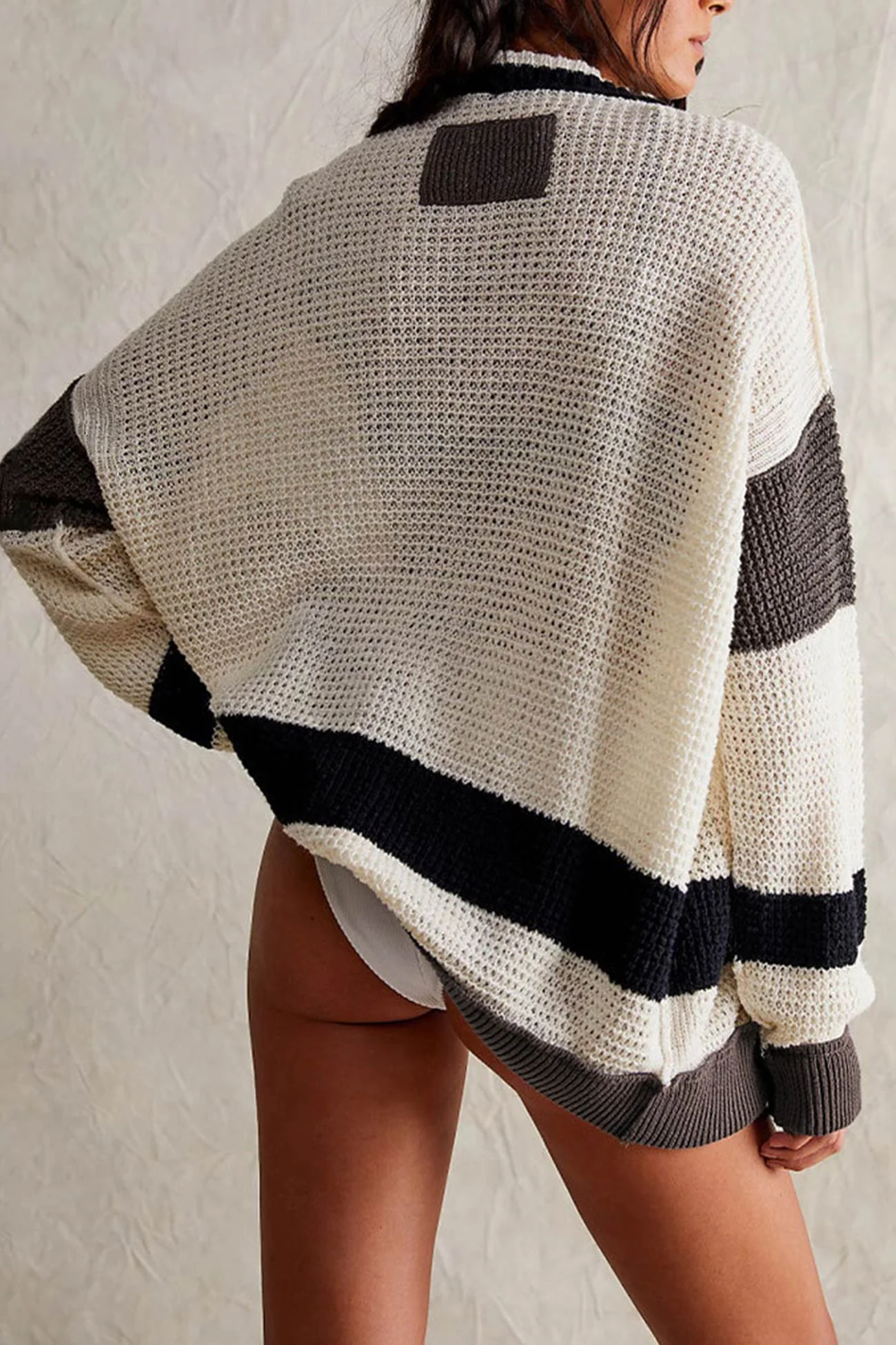 Agnes | Cardigan with buttons and color splicing - Image 3