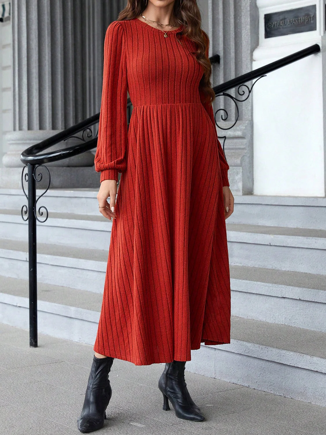 Agnes | Ribbed long sleeve dress with a crew neck - Image 2