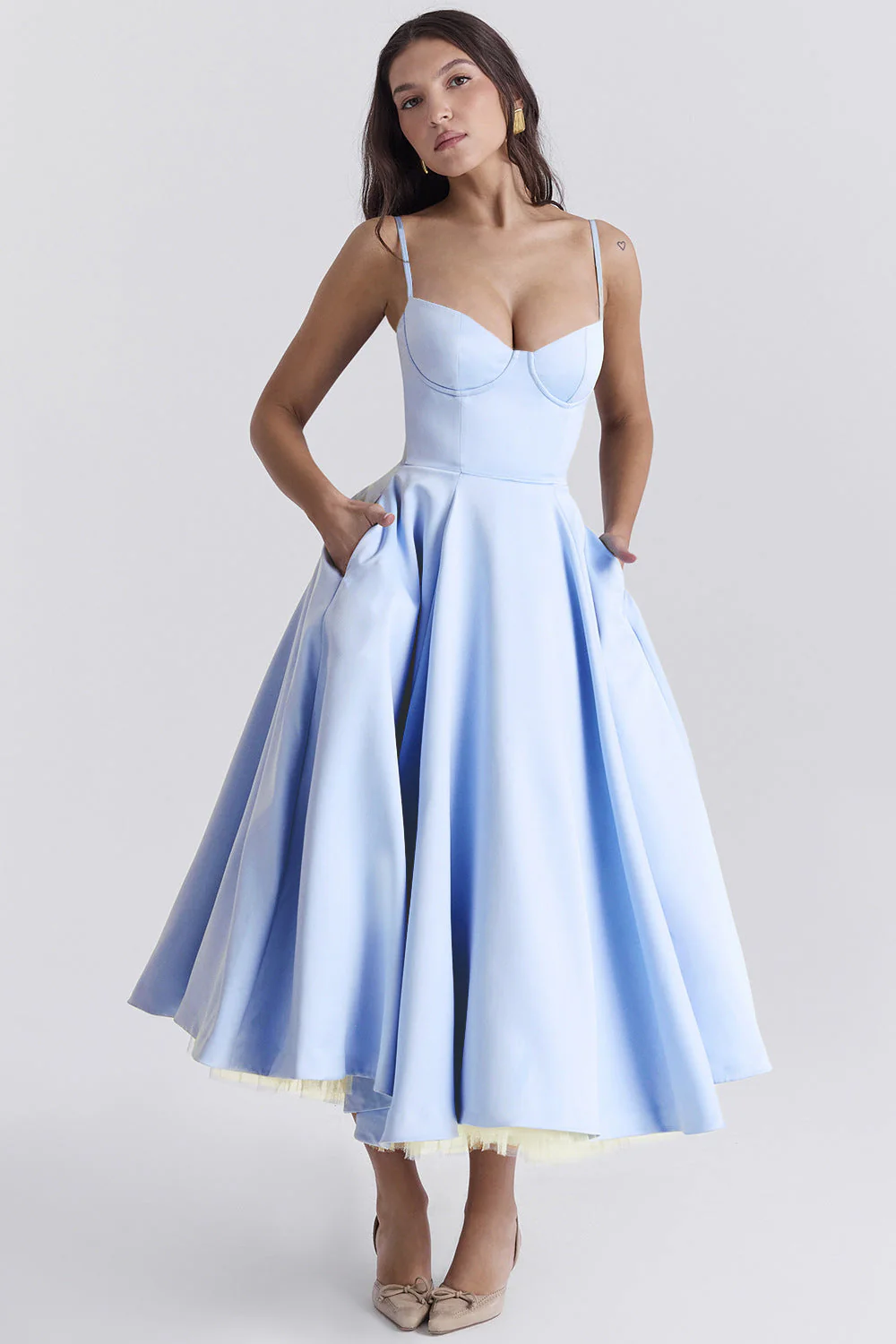 Alexia® | Elegant Silhouette Dress - Image 5