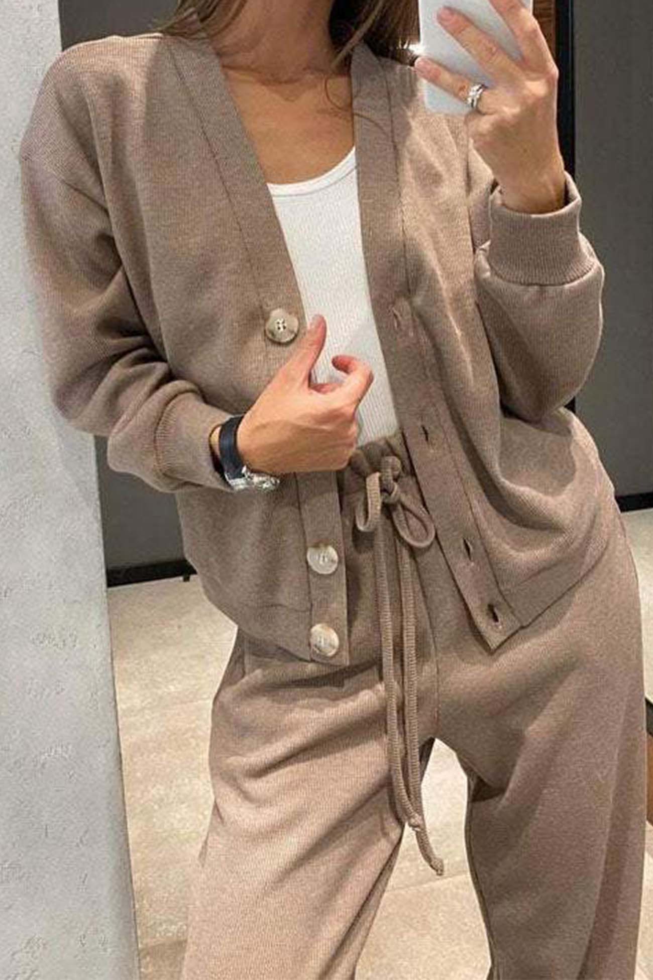 Alicia | Solid color cardigan set with long pants and buttons - Image 4