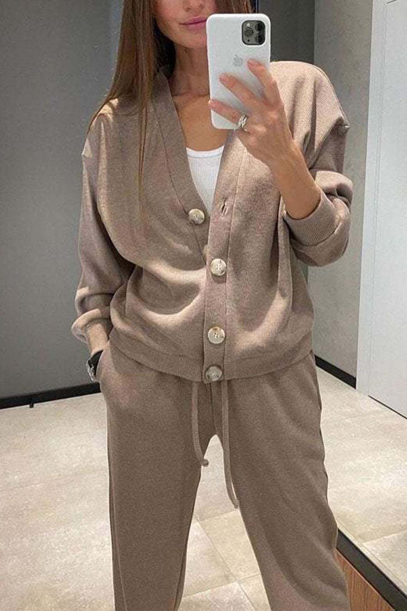 Alicia | Solid color cardigan set with long pants and buttons - Image 5