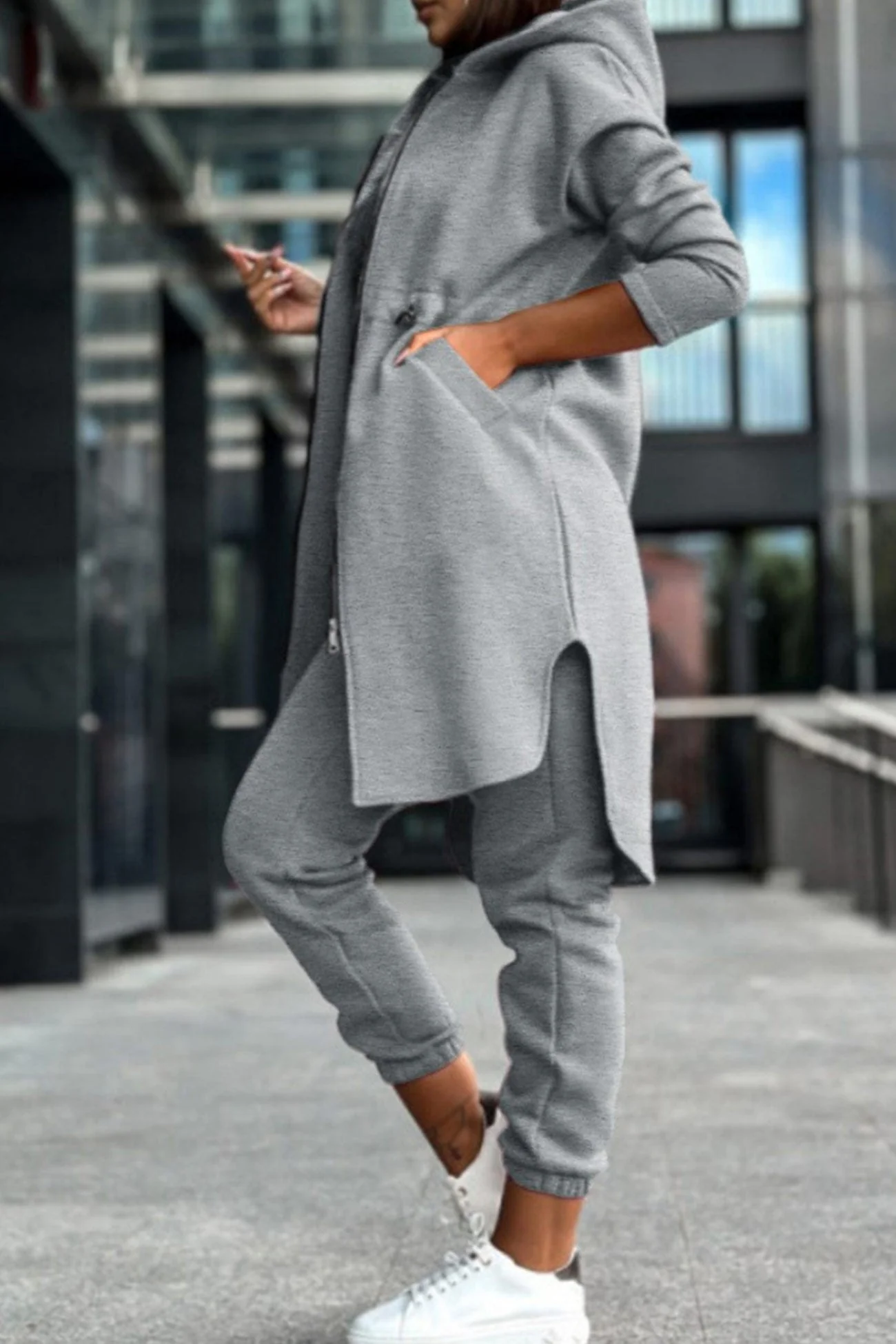 Alida | Mid-length hoodie pants set with elastic waist - Image 5