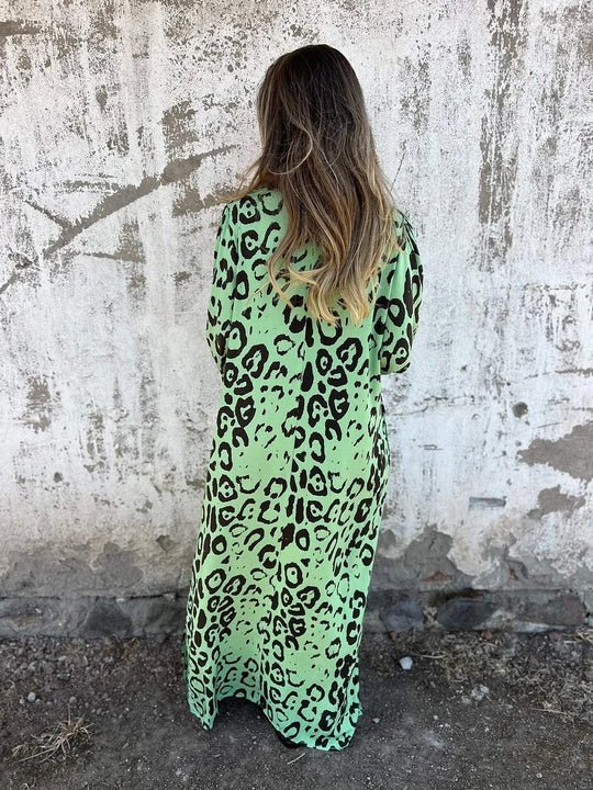 Amberly® | Stylish Loose Leopard Print Dress - Image 3