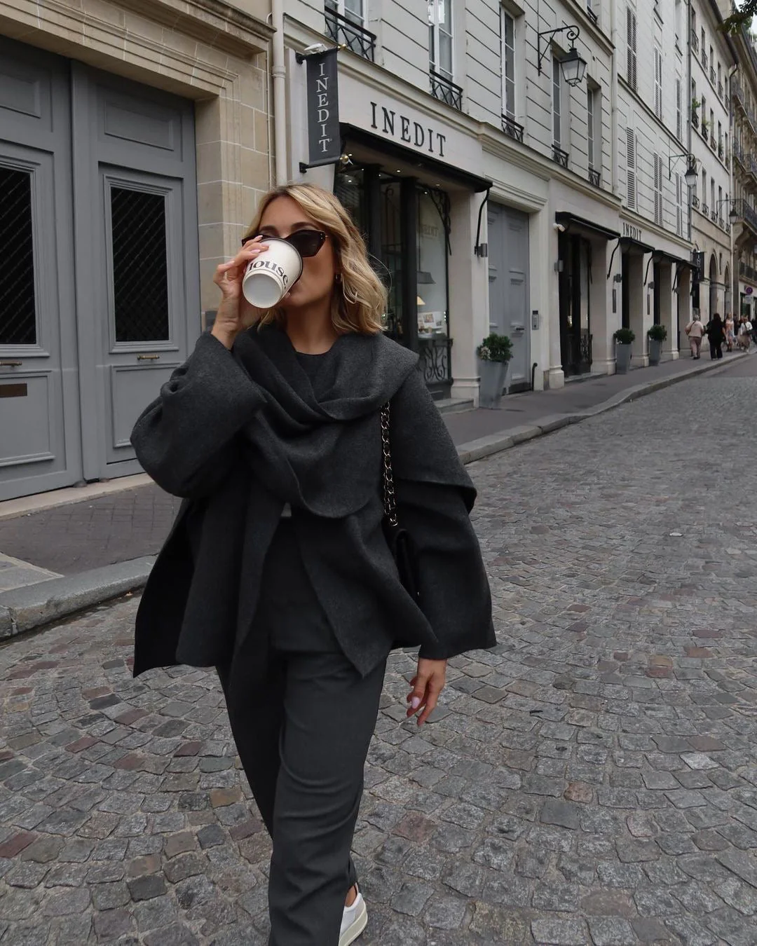 Ana® | Elegant scarf coat - Image 5