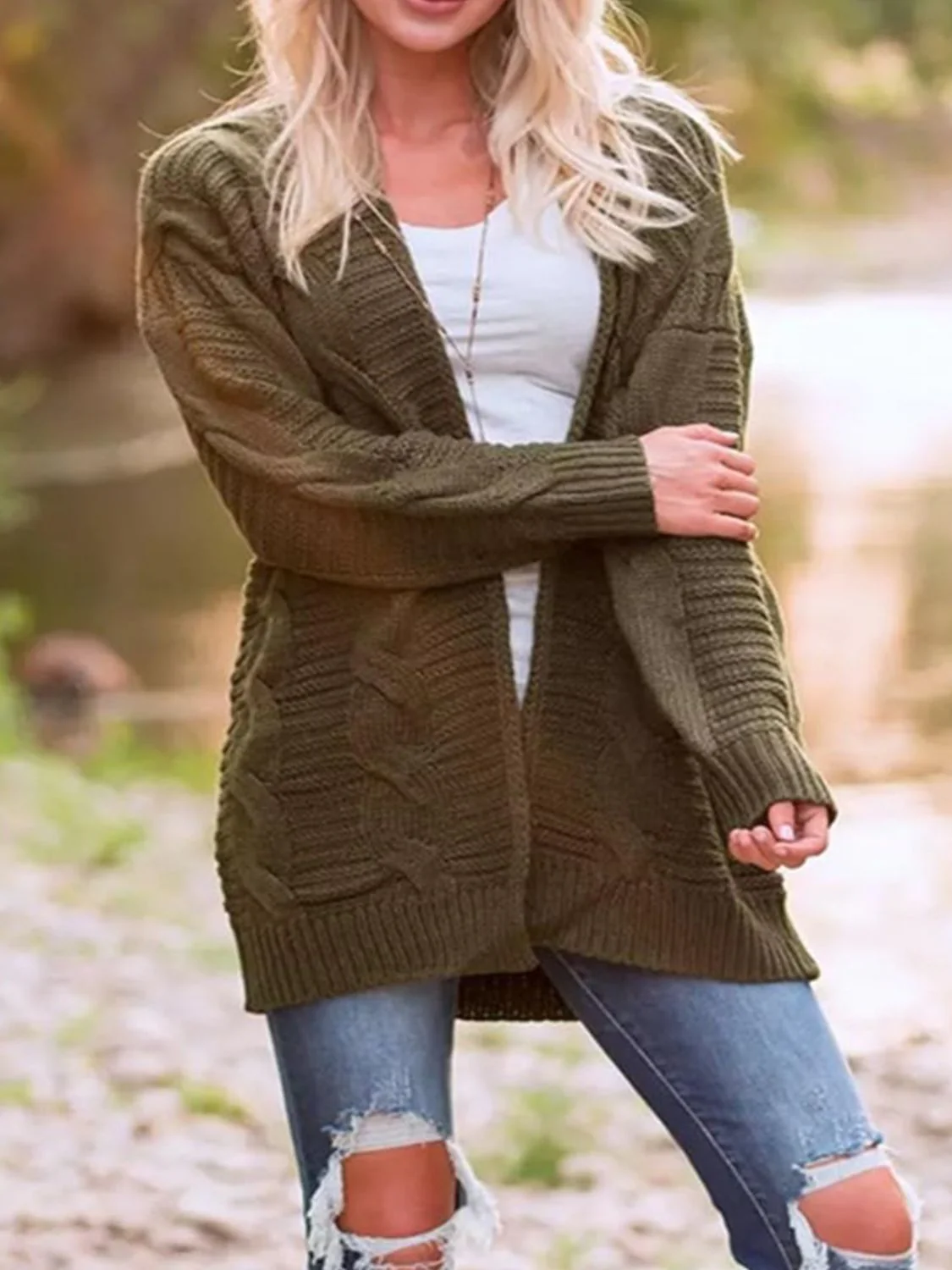 Aneta | Cable knit cardigan with open front and long sleeves