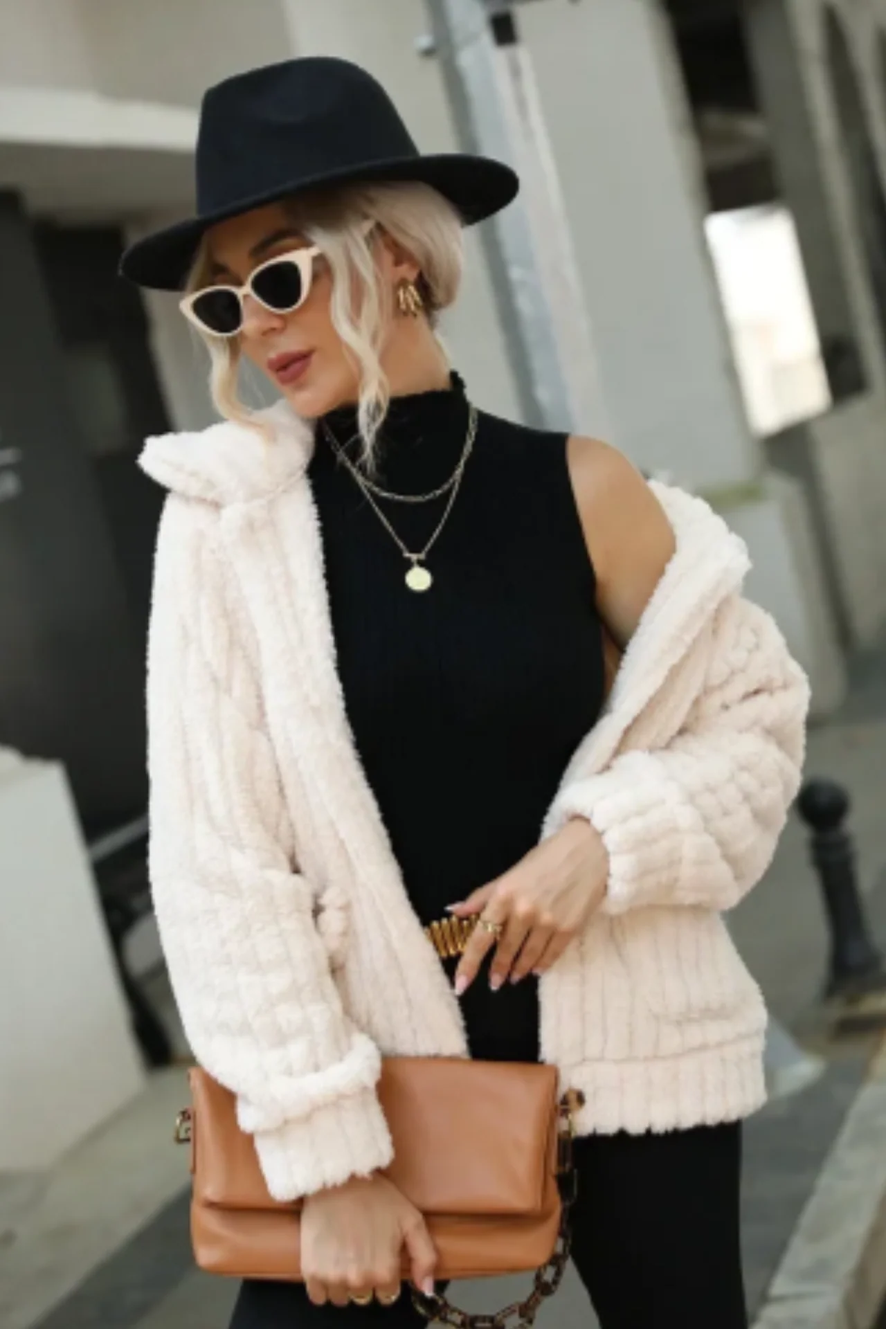 Angela | Chic and relaxed winter garment - Image 6