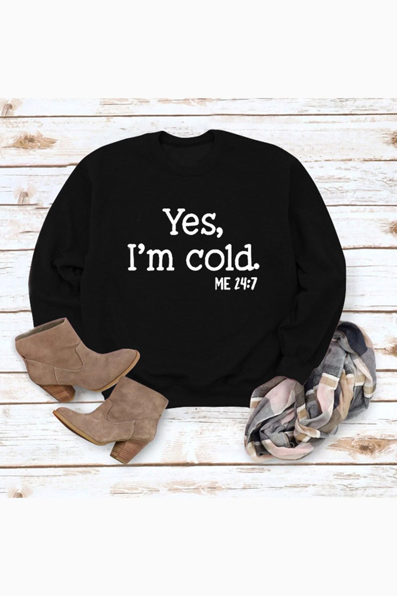 Angela | Sweatshirt with “I'm Cold” letter print - Image 3