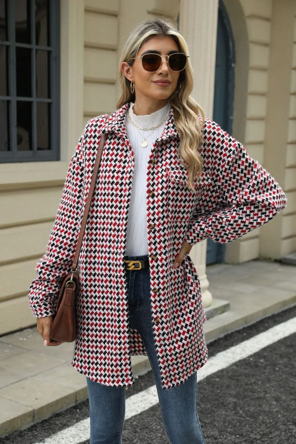Anika | Houndstooth coat with buttons and dropped shoulders - Image 4