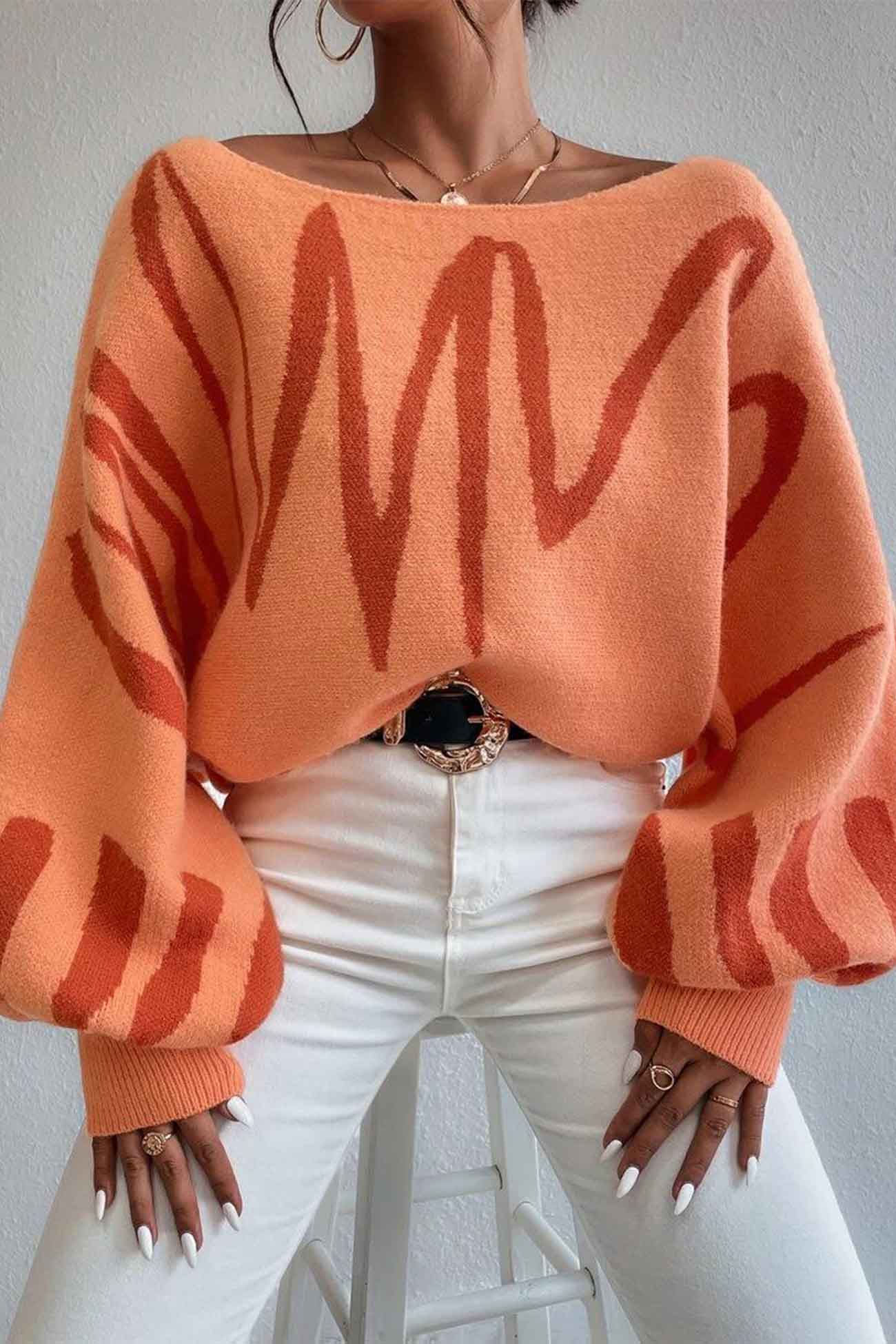 Anika | Knitted sweater with geometric lantern sleeves - Image 8