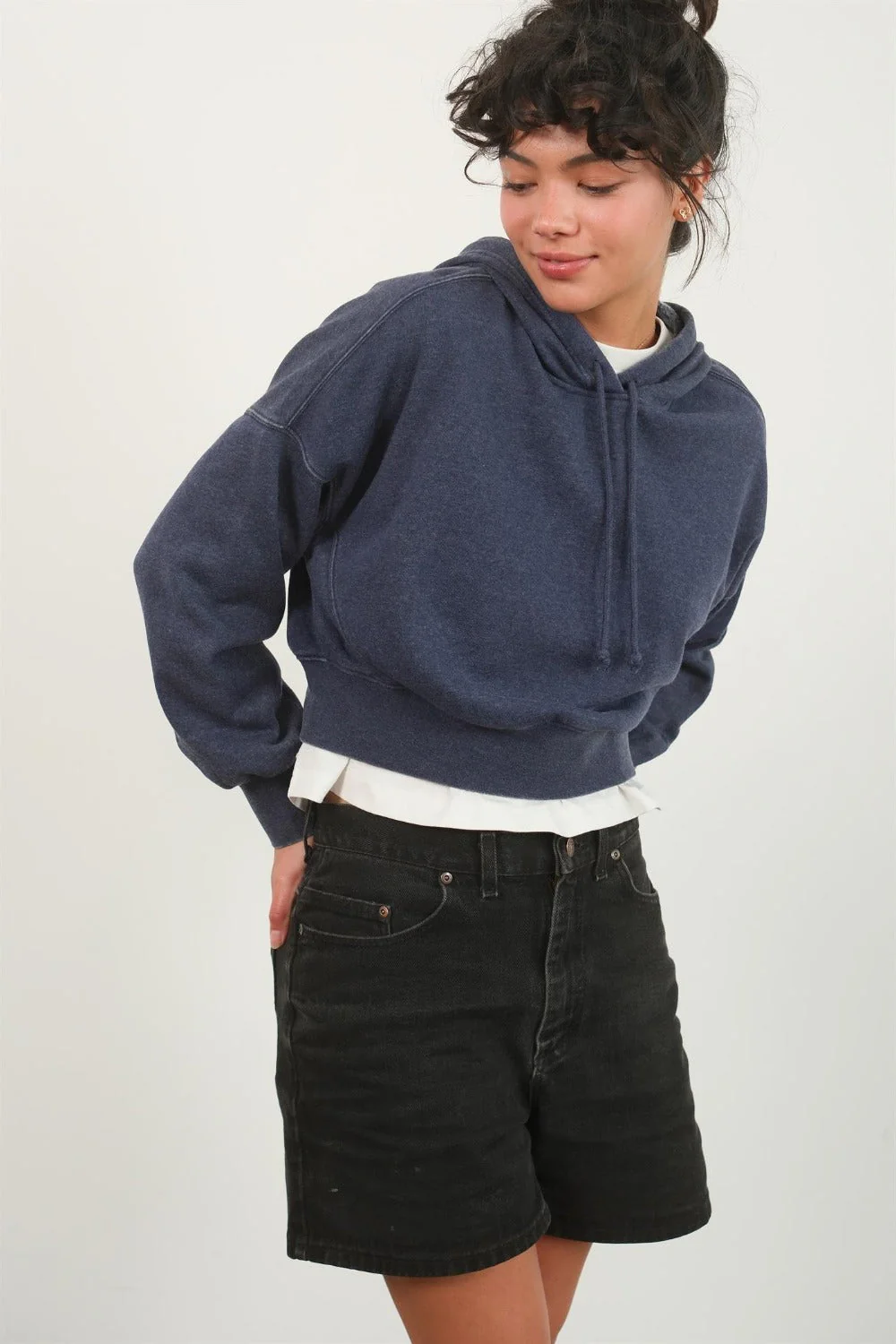 Anita | Short hoodie with low shoulders - Image 3