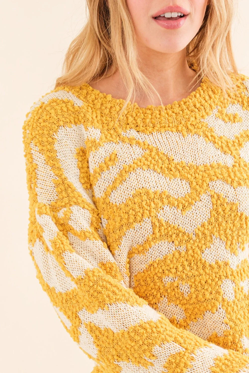 Anke | And the Why textured contrast sweater in full size - Image 5