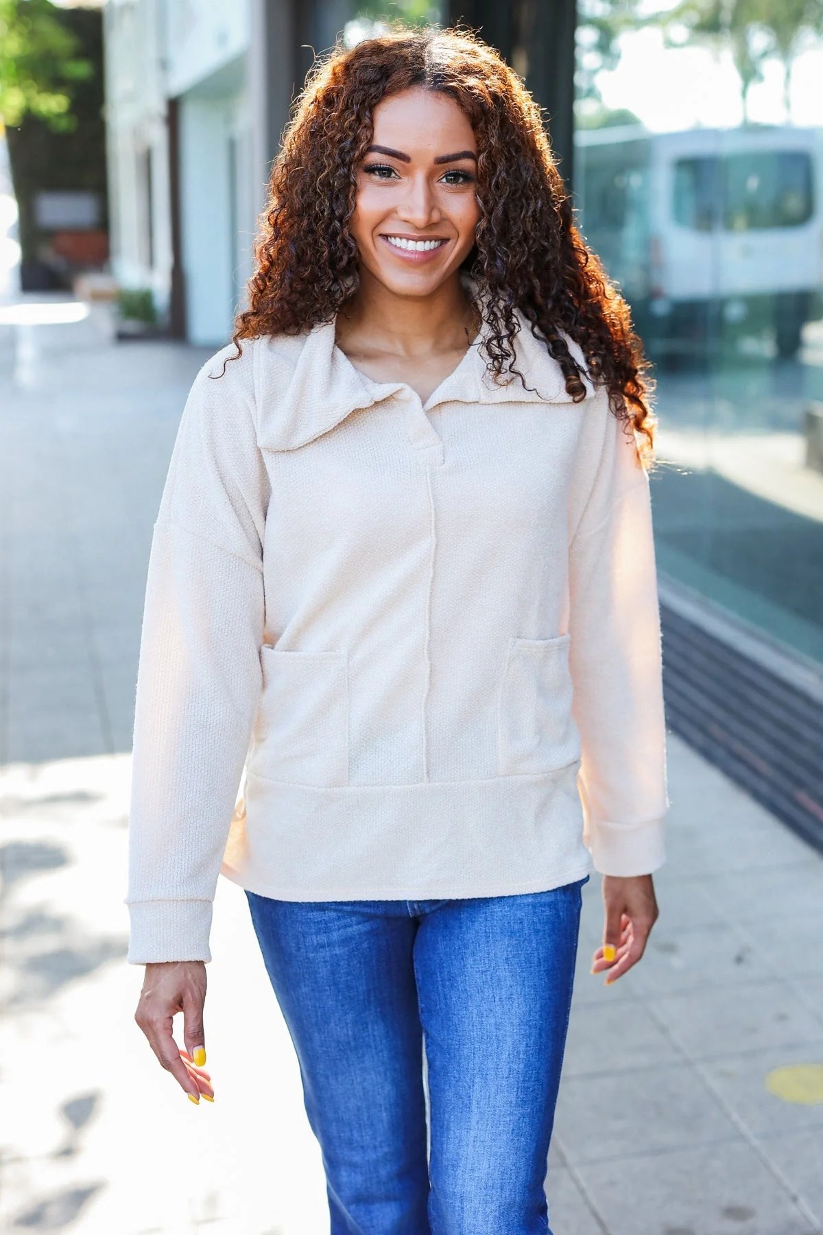 Anke | Easy Living oatmeal knit sweater with a notched neckline and oversized collar - Image 17