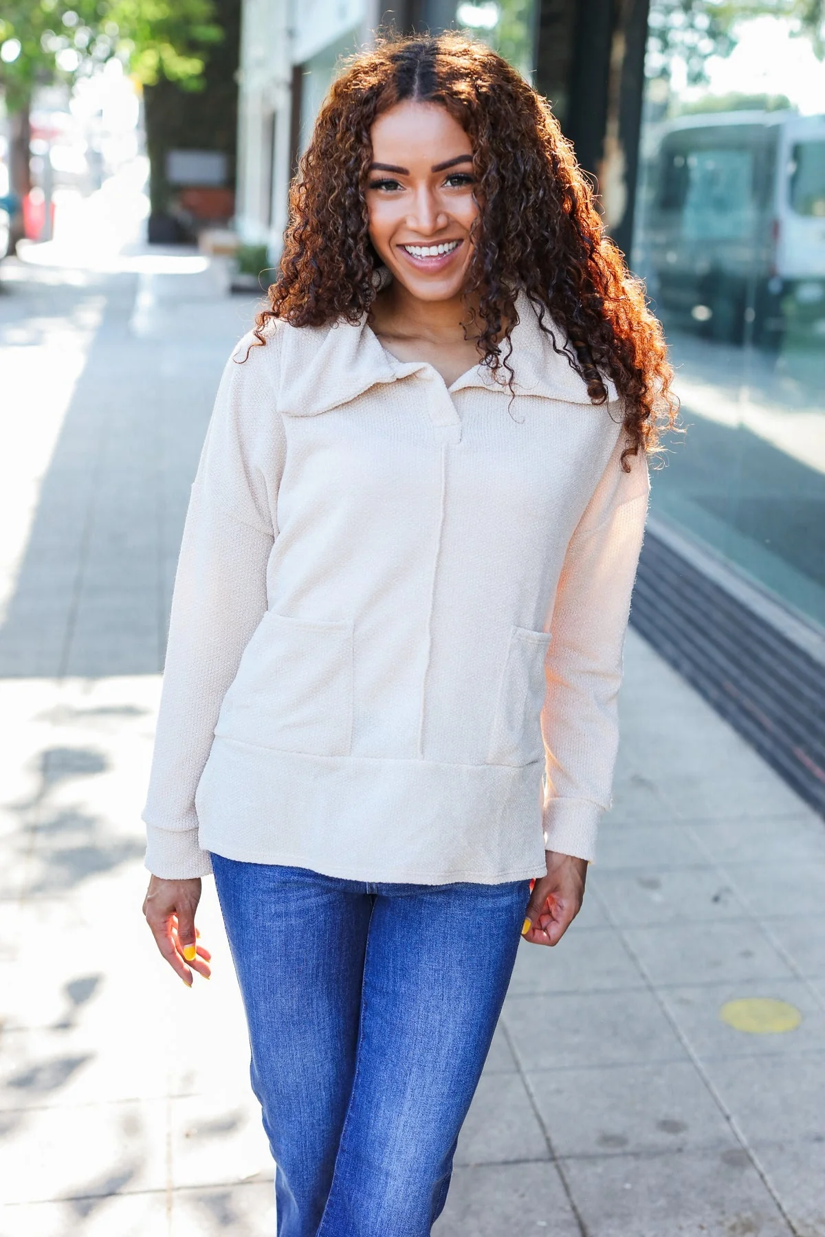 Anke | Easy Living oatmeal knit sweater with a notched neckline and oversized collar - Image 18