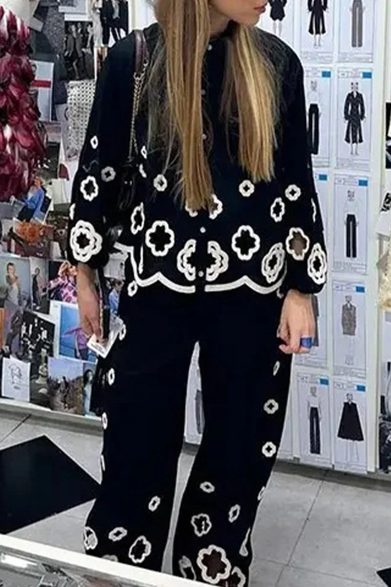 Ann | Casual solid hook flower, hollow out turn-down collar, long sleeves, two-piece - Image 3