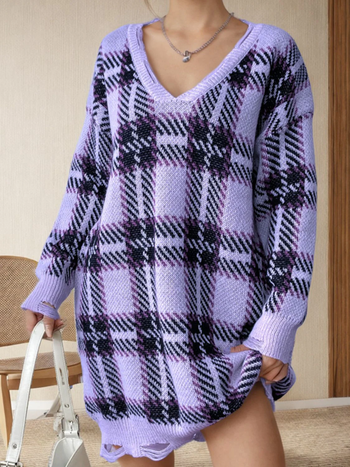 Annelie | Long sleeve sweater dress with a distressed checked V-neck - Image 10