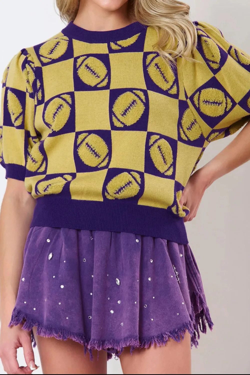 Annika | Football sweater with a crew neck and short sleeves - Image 10
