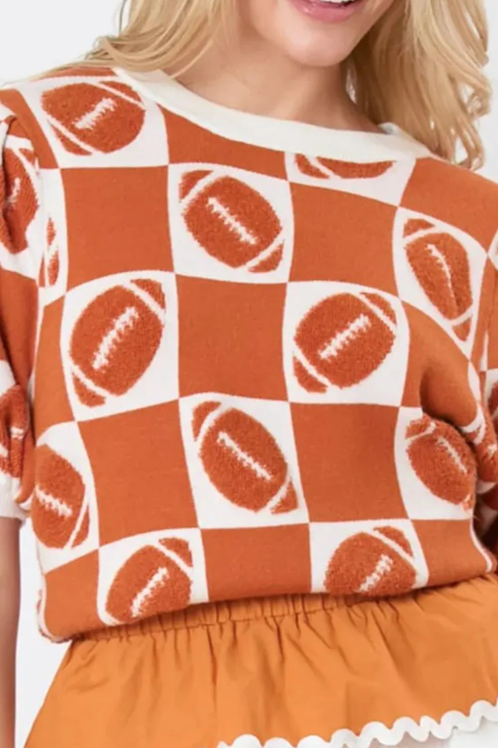 Annika | Football sweater with a crew neck and short sleeves - Image 5