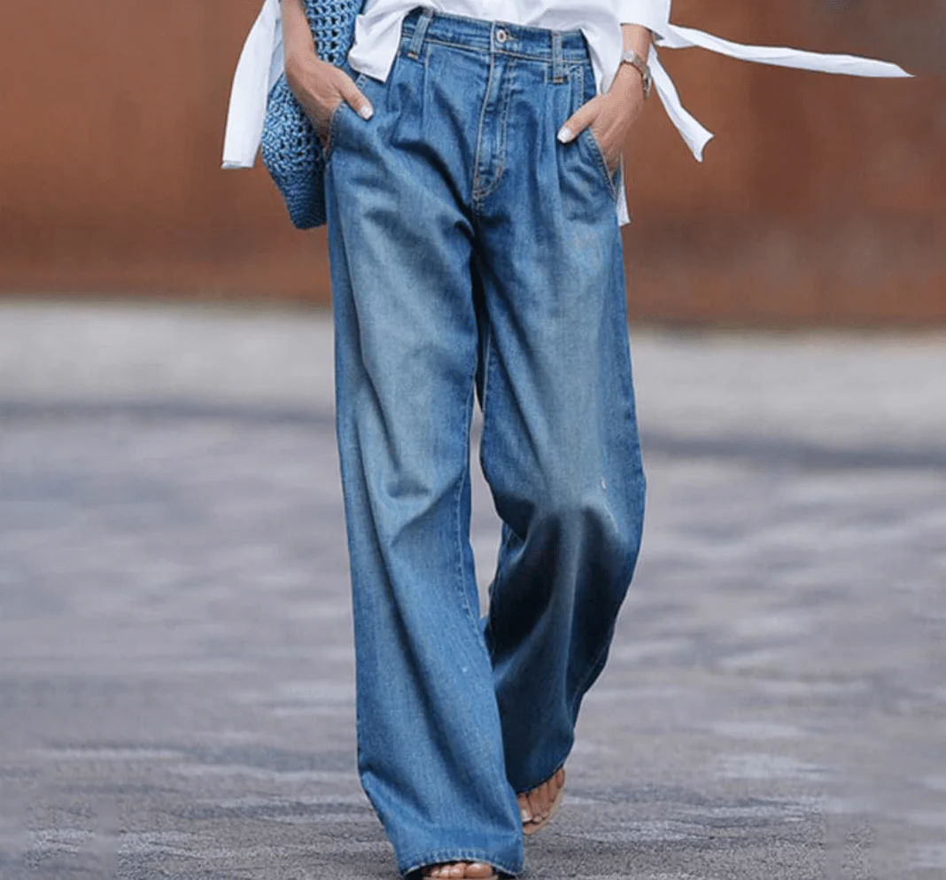 April® | Wide-cut denim jeans for women - Image 2