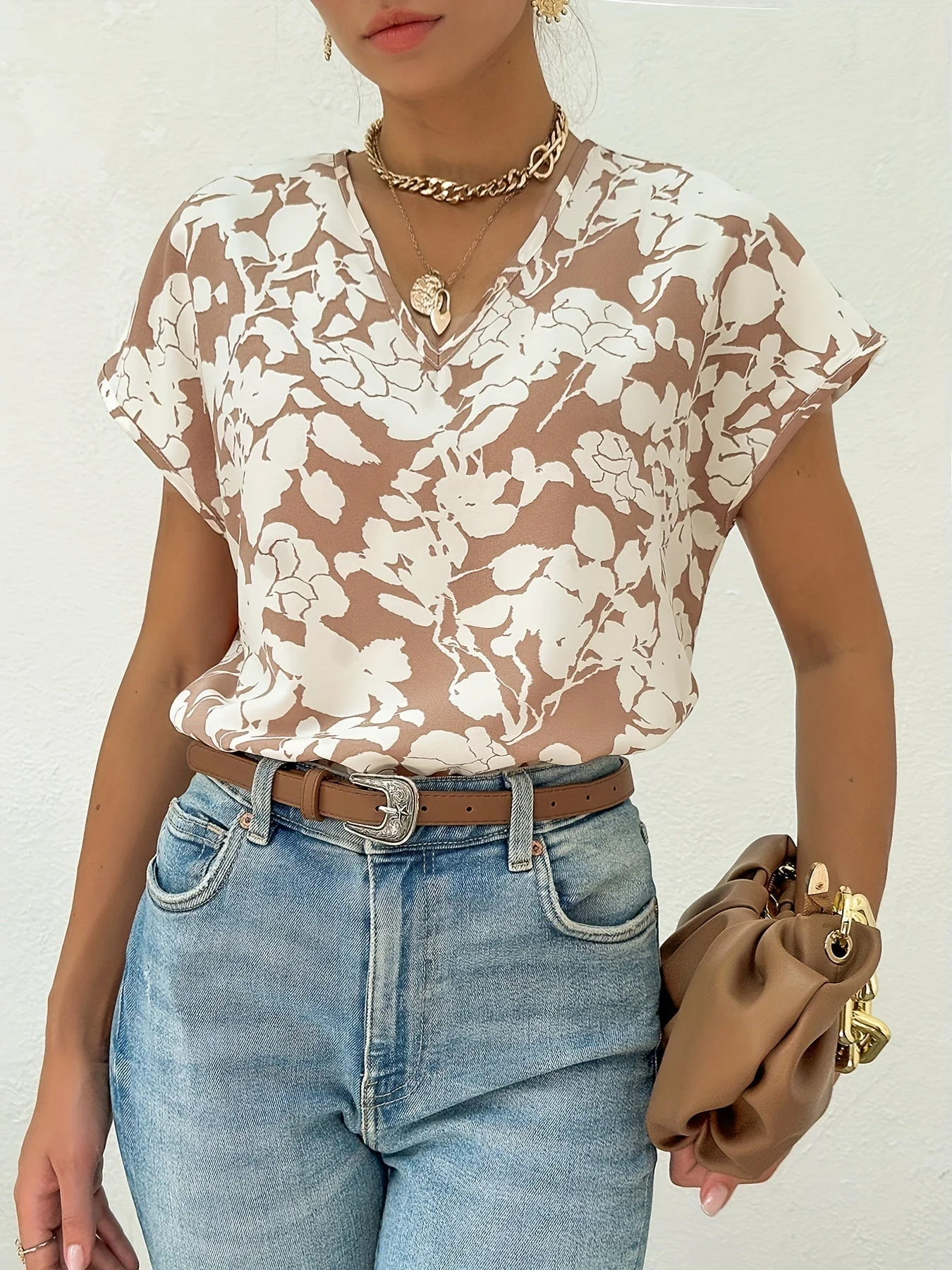 Arabela® | Floral Blouse For Summer - Image 3