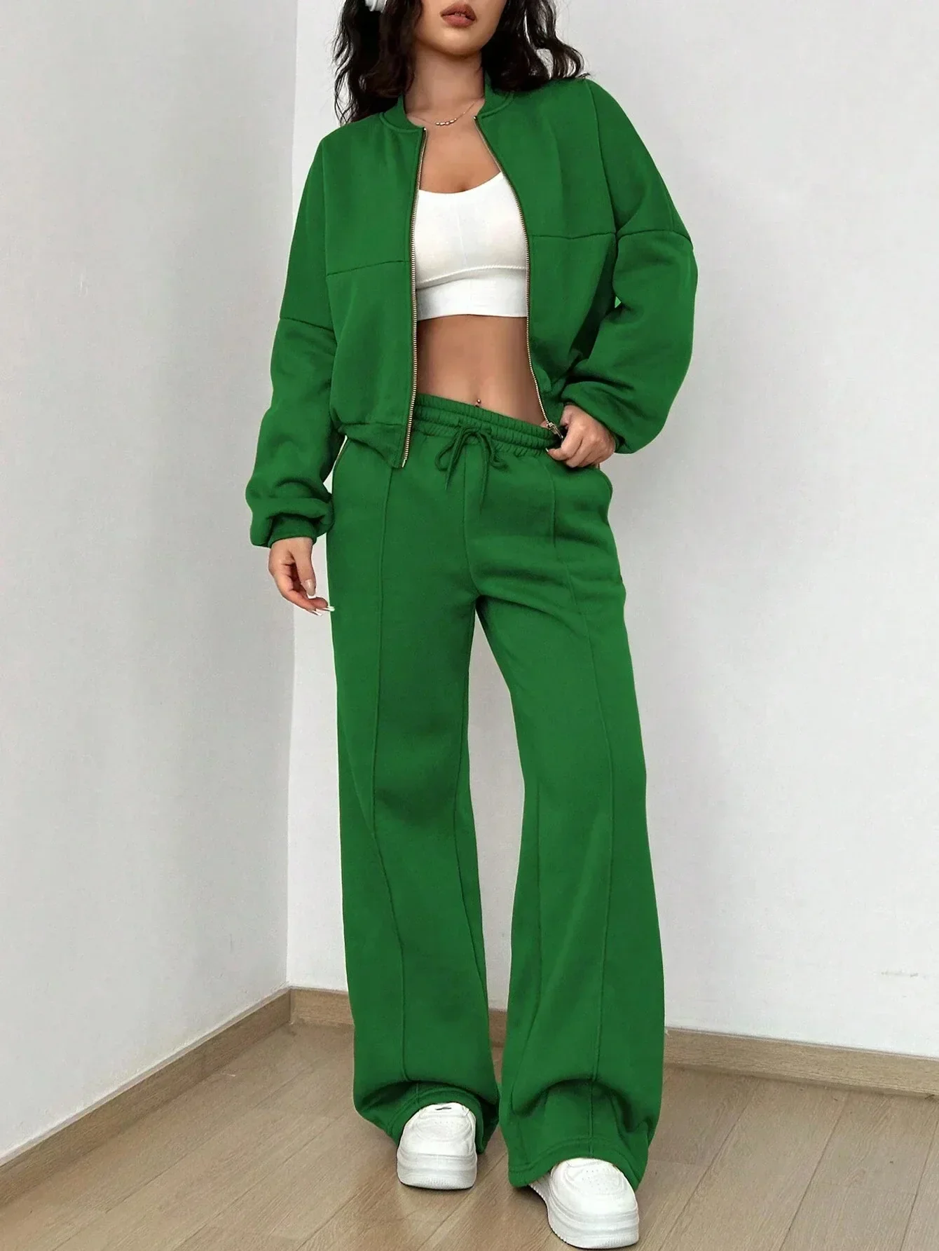Ariadna | Elegant streetwear two-piece set - Image 2