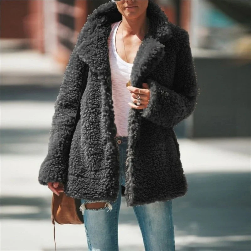 Ariadna | Timeless and elegant winter clothing - Image 10