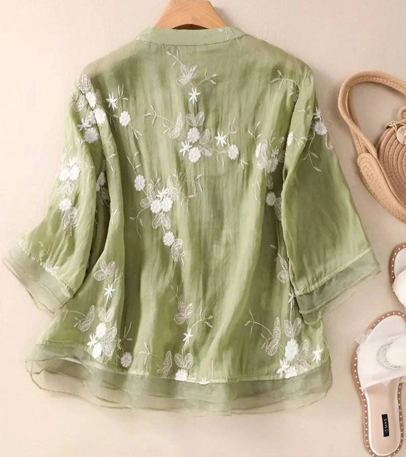 Aroa® | Embroidered vintage women's shirt - Image 5