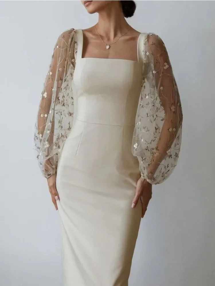 Aurora® | Evening And Party Dress With Square Neckline And Long Sleeves