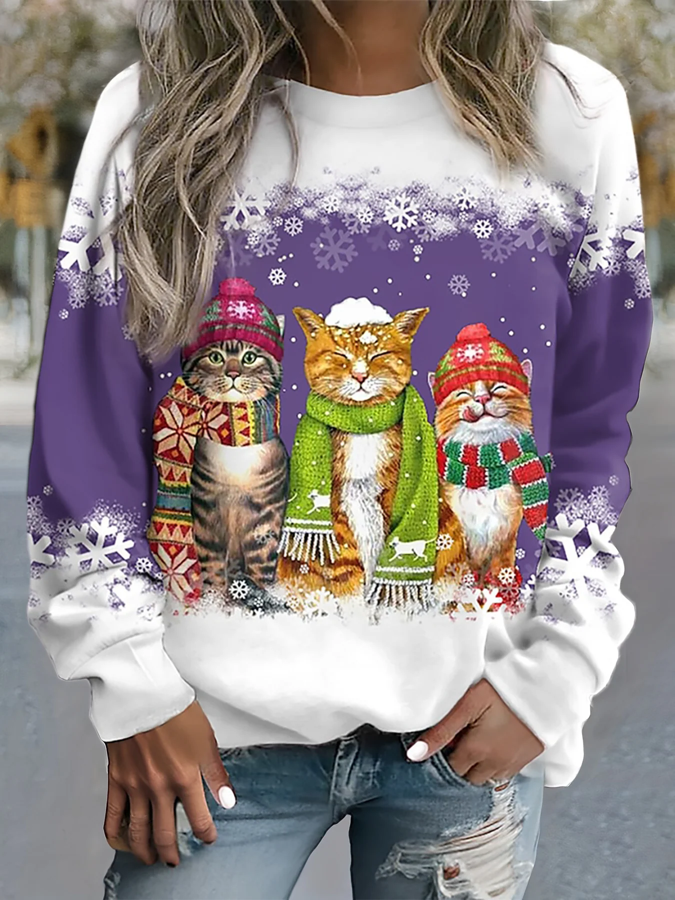 Aurora | Comfortable winter sweatshirt with cat motifs - Image 2