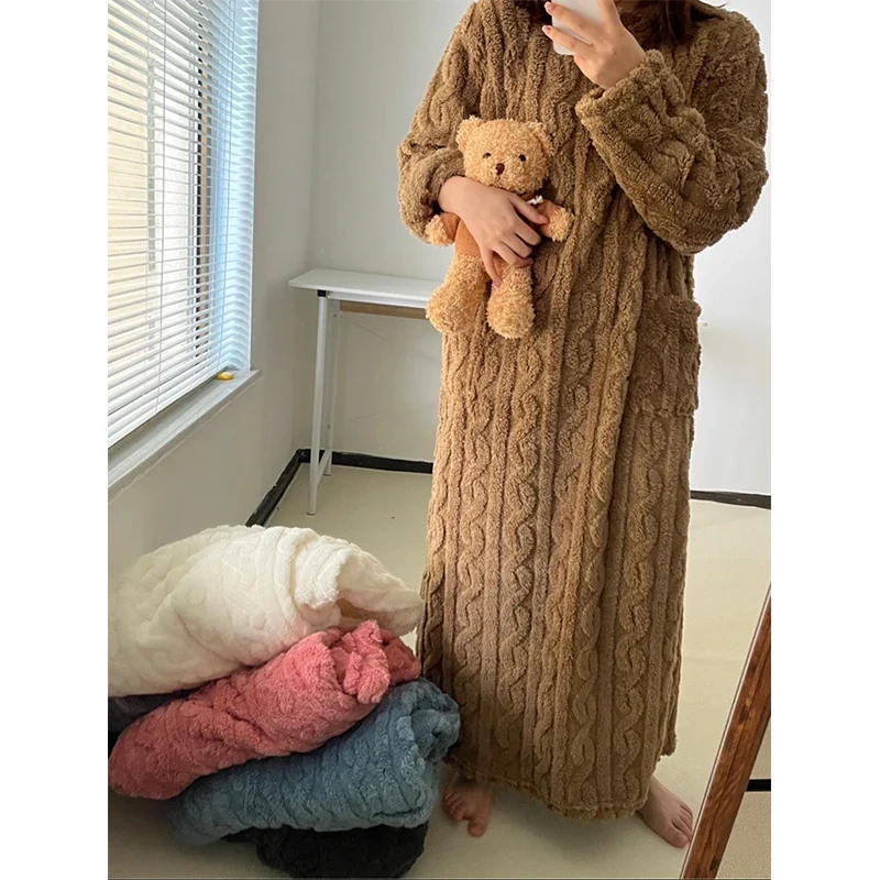Ava® | Blanket With Sleeves - Image 3