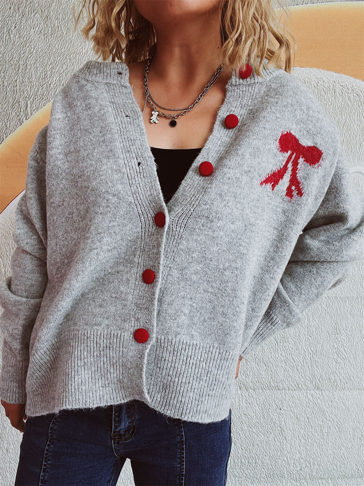 Beate | Long-sleeved cardigan with bow and round neckline and buttons - Image 6