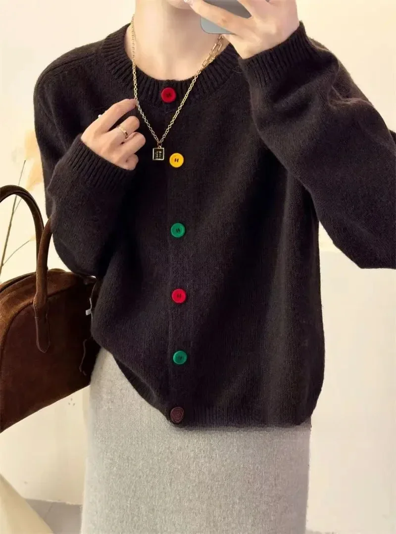 Beatrice | Colorful knotted knitted coat for women - Image 3
