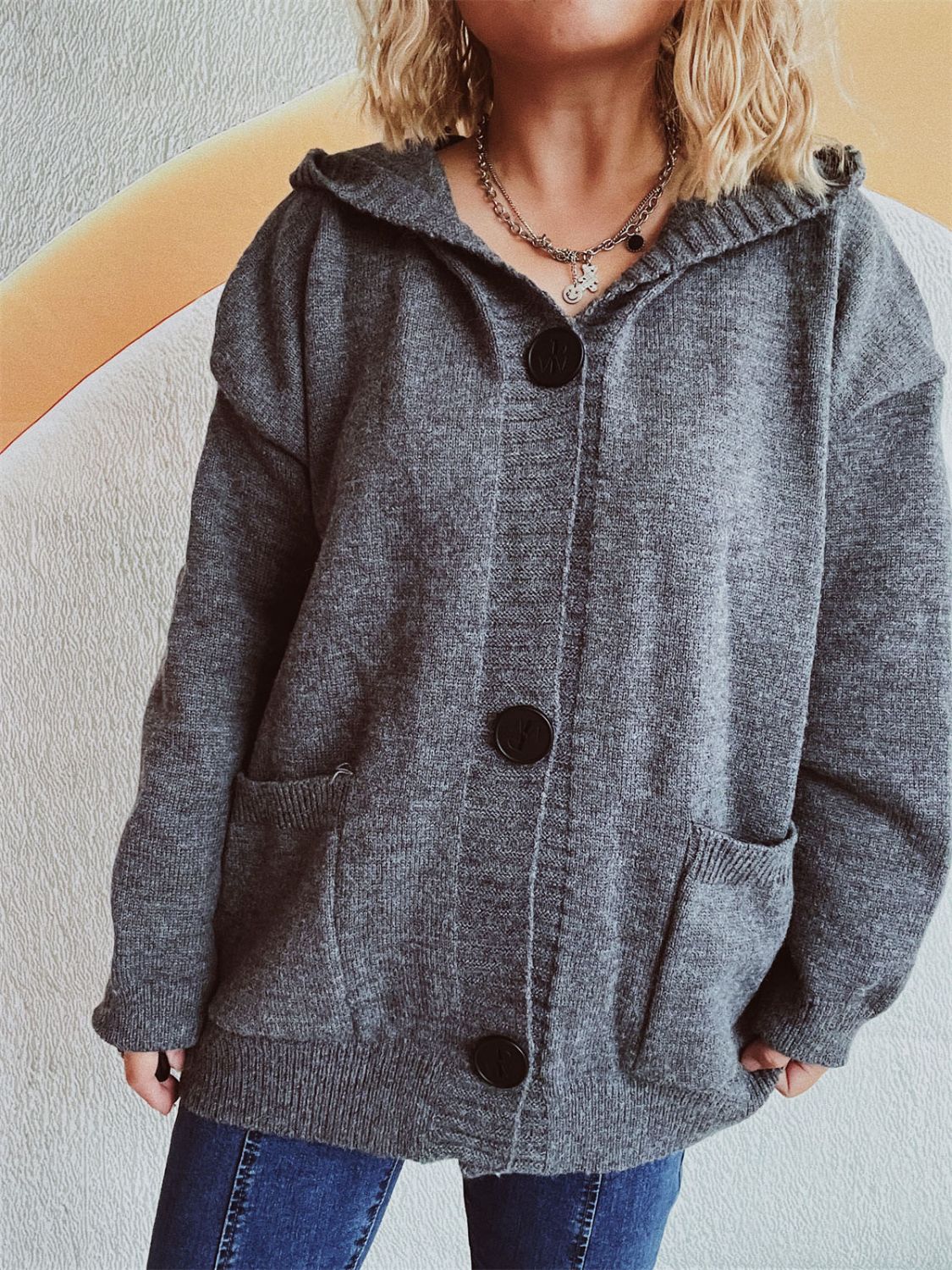 Beatrice | Long-sleeved cardigan with hood and dropped shoulders - Image 4