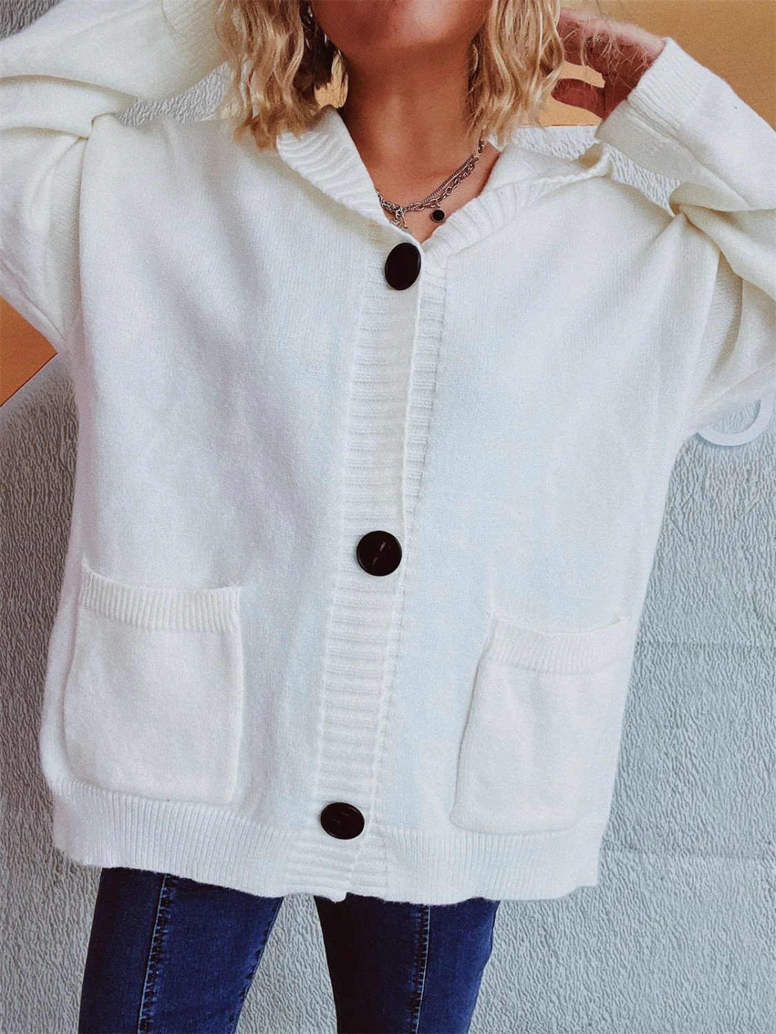 Beatrice | Long-sleeved cardigan with hood and dropped shoulders - Image 9