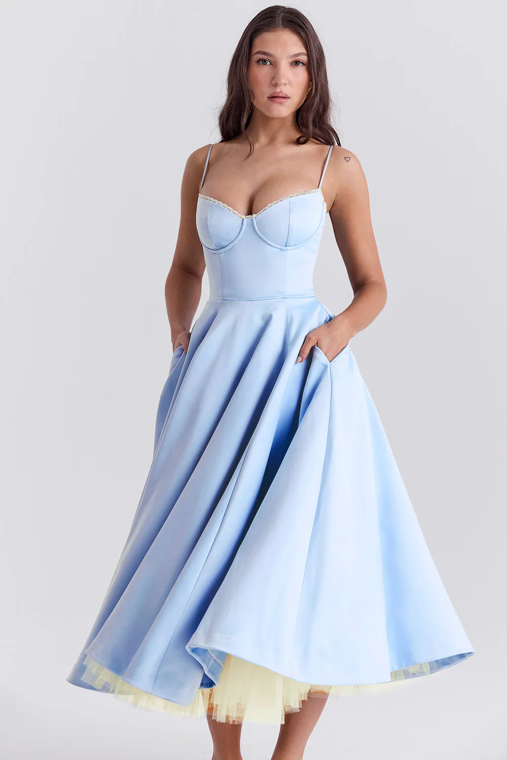 Beatriz® | Elegant Satin Dress For Parties - Image 2