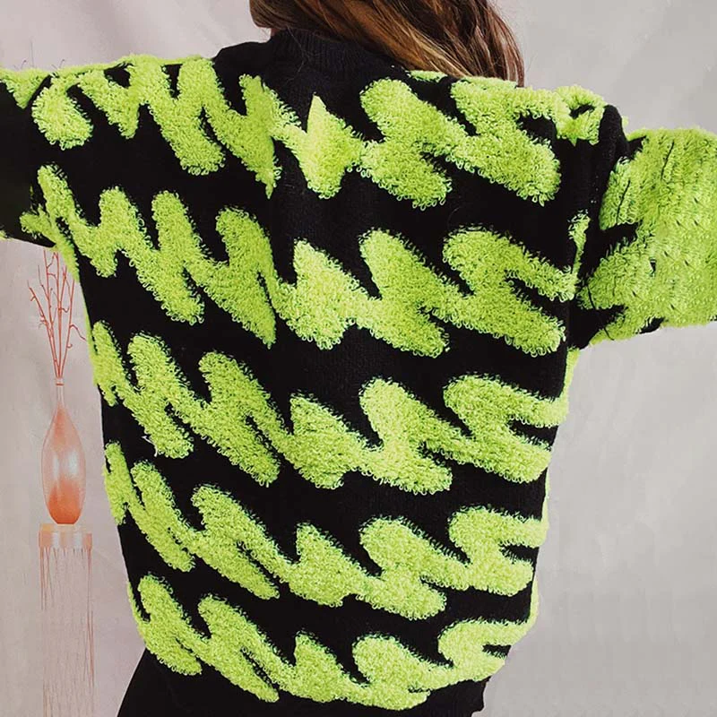 Beatriz | Effortless and trendy winter sweater - Image 10