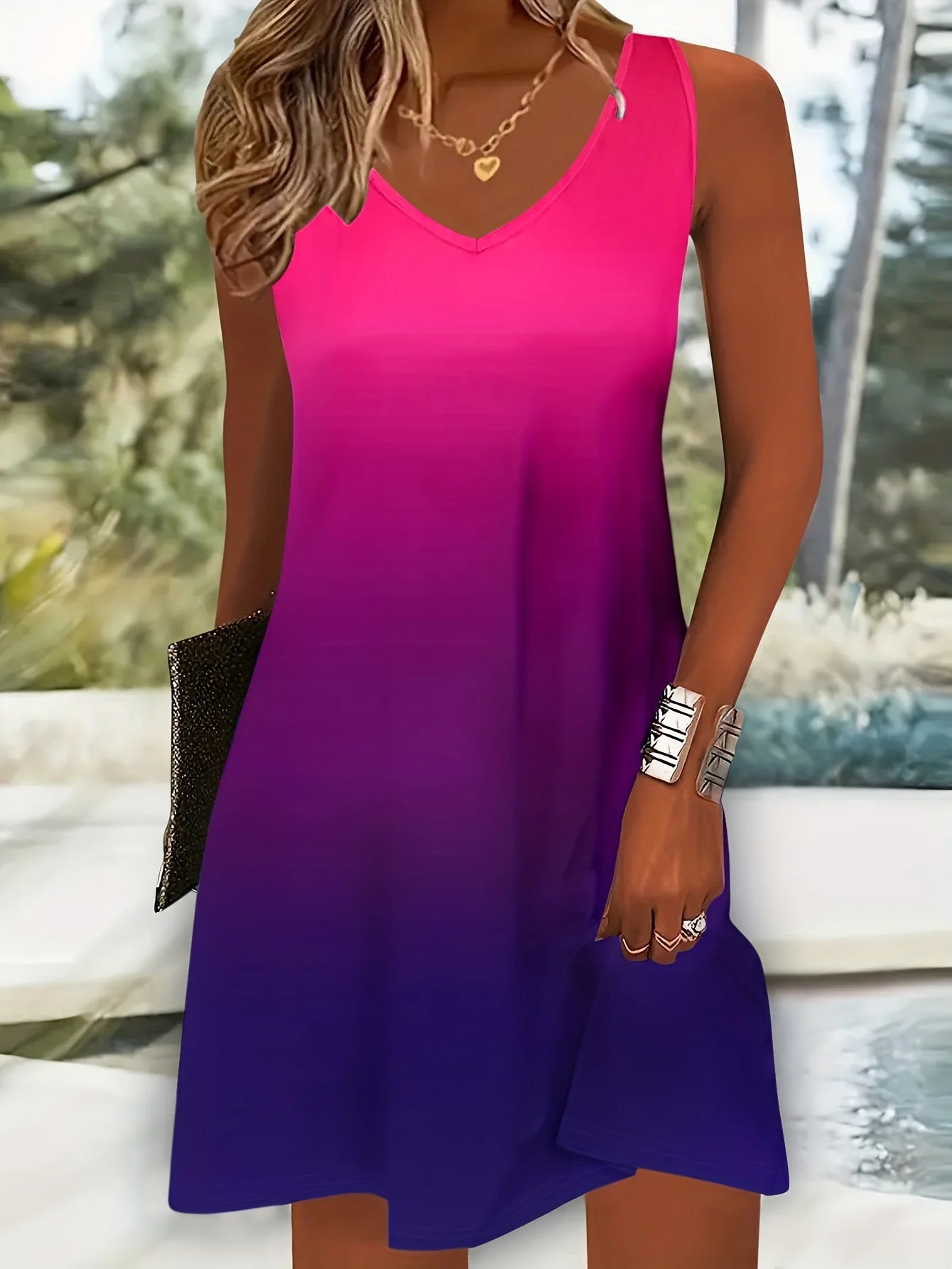 Begoña® | Stylish Gradient Dress With V-Neck - Image 7