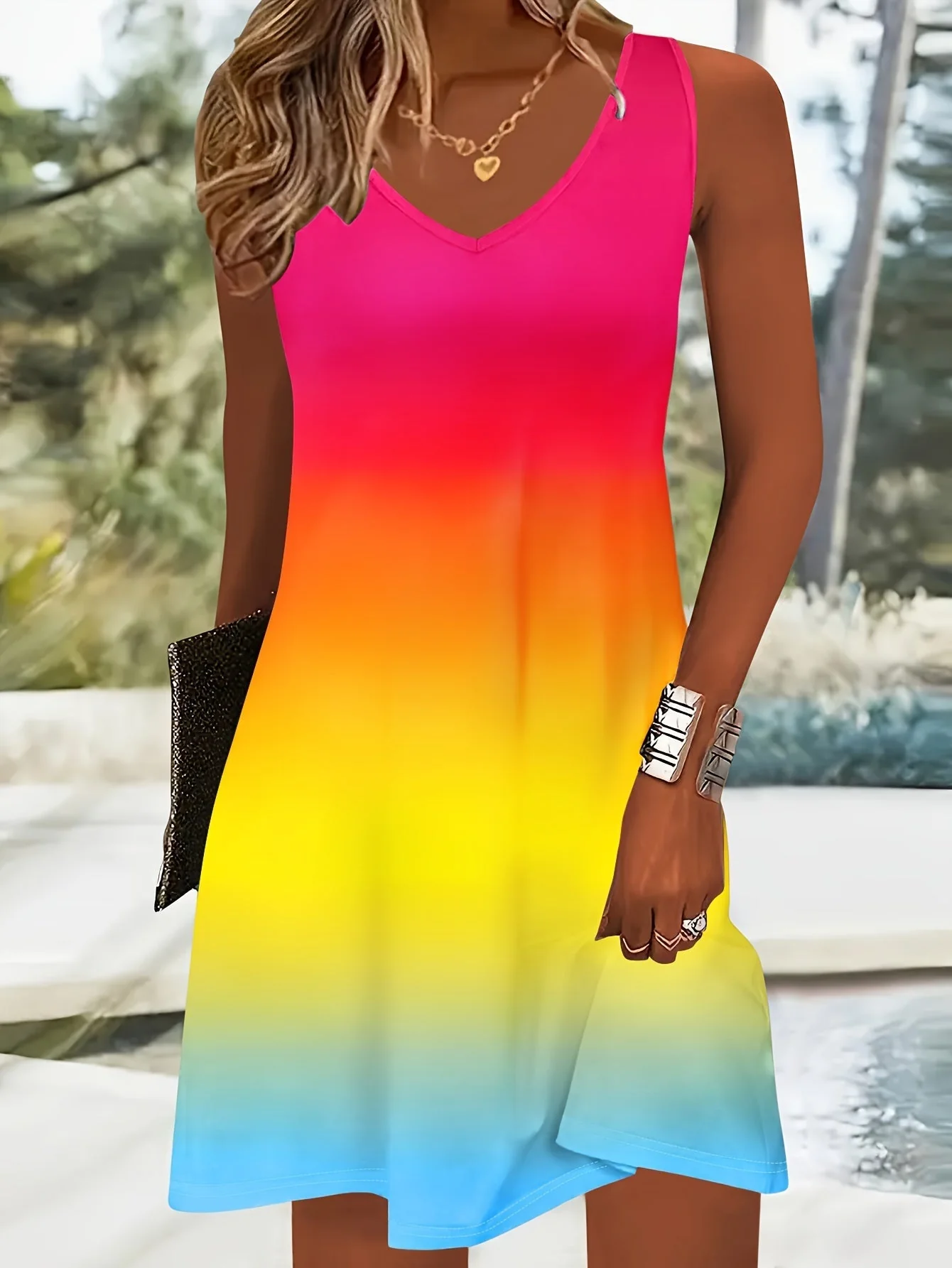 Begoña® | Stylish Gradient Dress With V-Neck - Image 8
