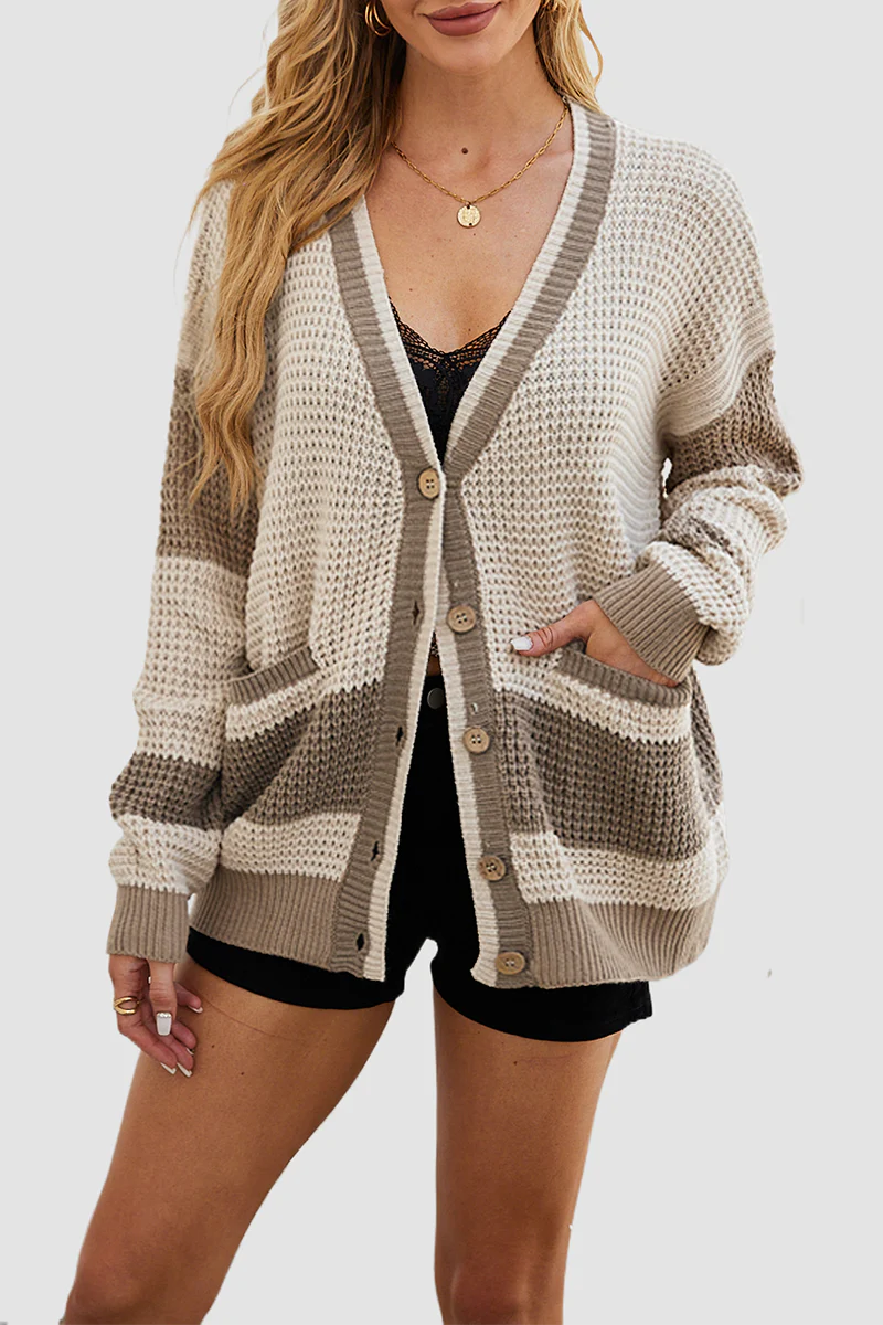 Belén | Casual daily color block outerwear with pocket buttons and V-neck - Image 4