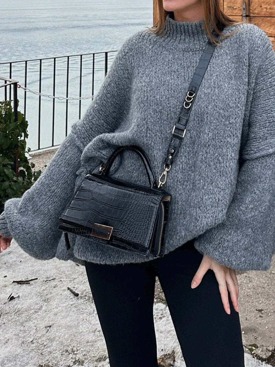 Belén | Chic and versatile winter sweater - Image 4