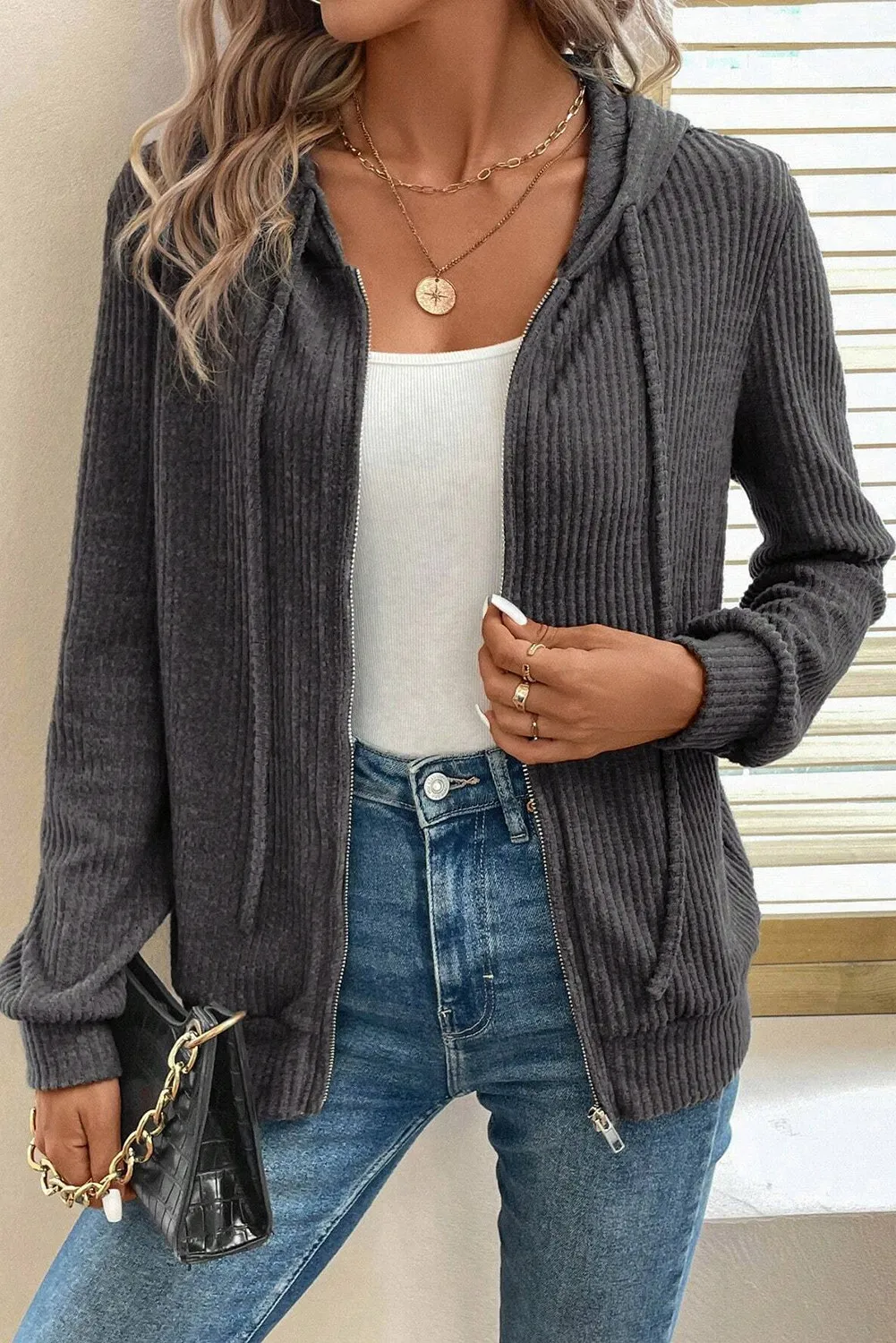 Bernadette | Long sleeve hooded jacket with drawstring and zip fastening - Image 3