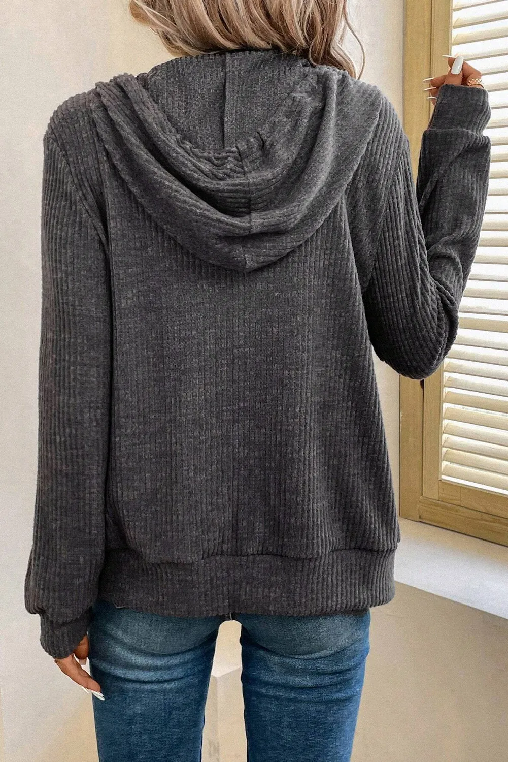 Bernadette | Long sleeve hooded jacket with drawstring and zip fastening - Image 4