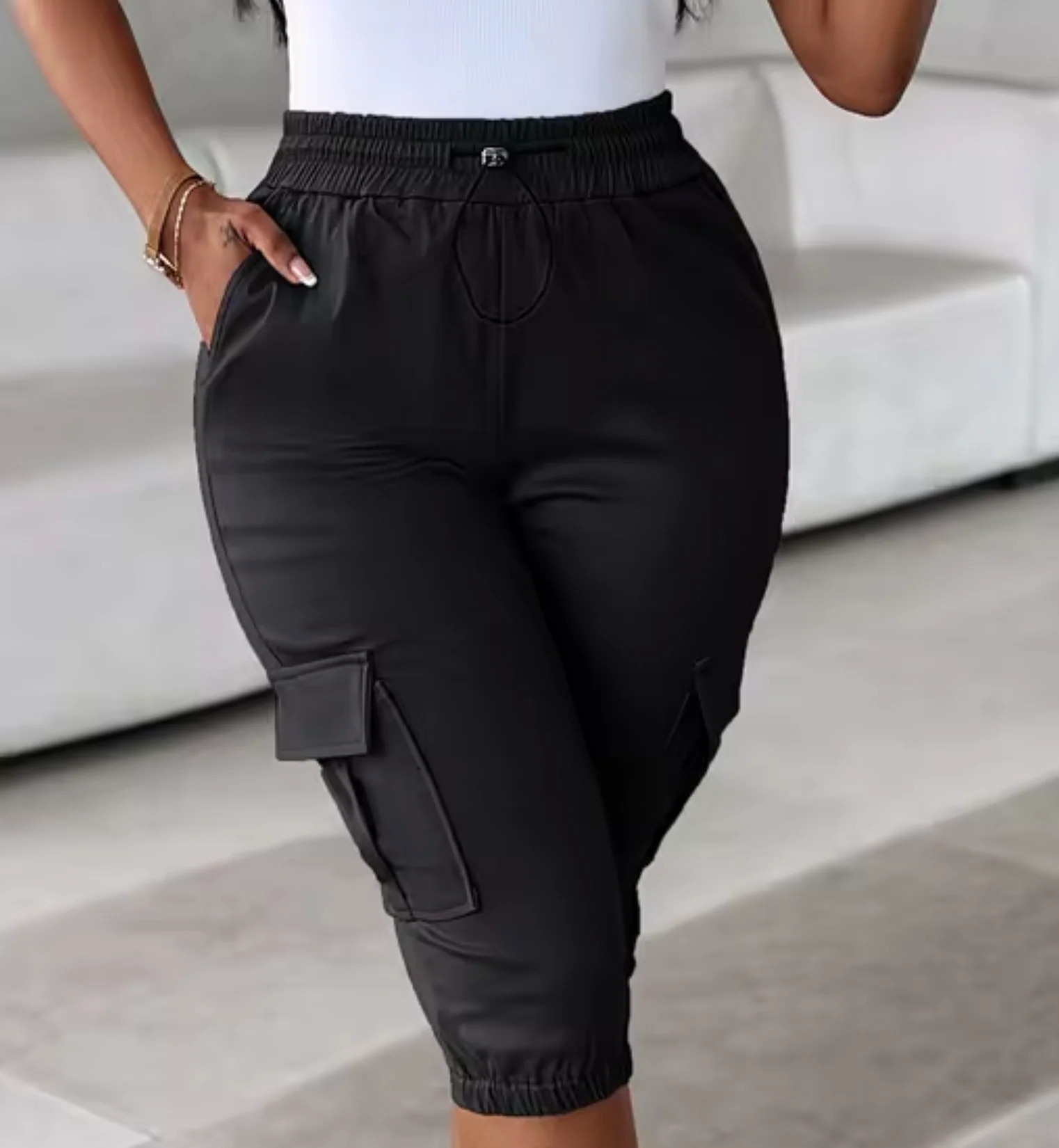 Bertila® | Knee-Length Cargo Pants - Image 2