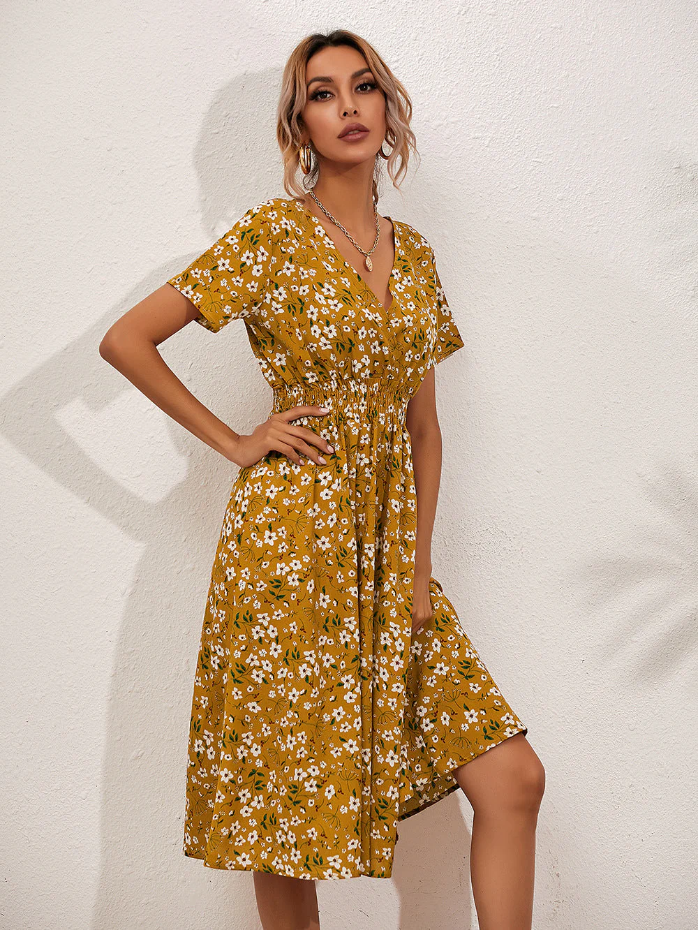 Bianca® | Elegant Summer Dress With Floral Print - Image 3