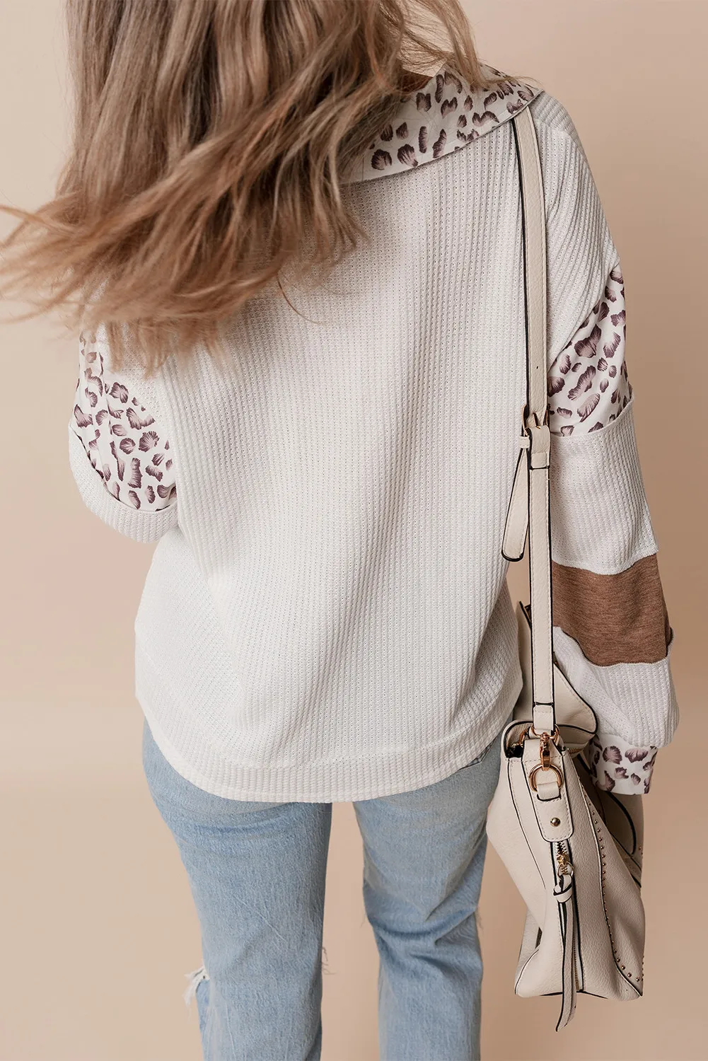 Birgit | Long sleeve shirt with Johnny collar and leopard print - Image 2