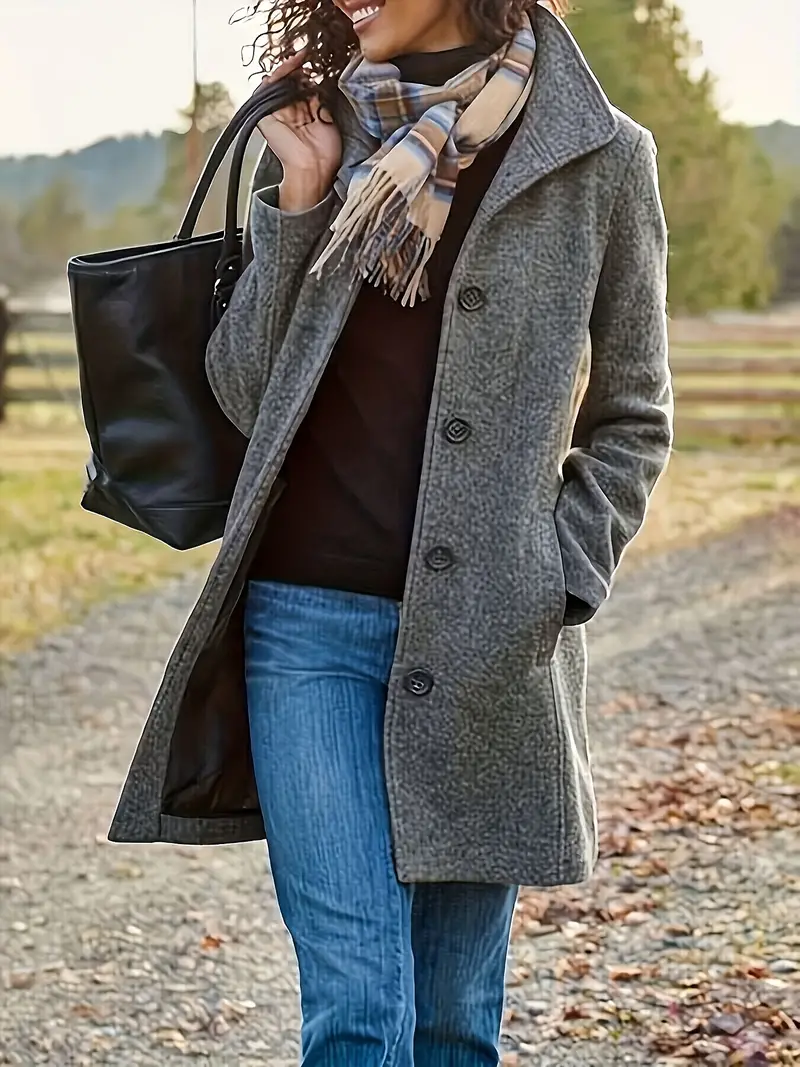 Birte | Knitted double breasted coat - Image 2