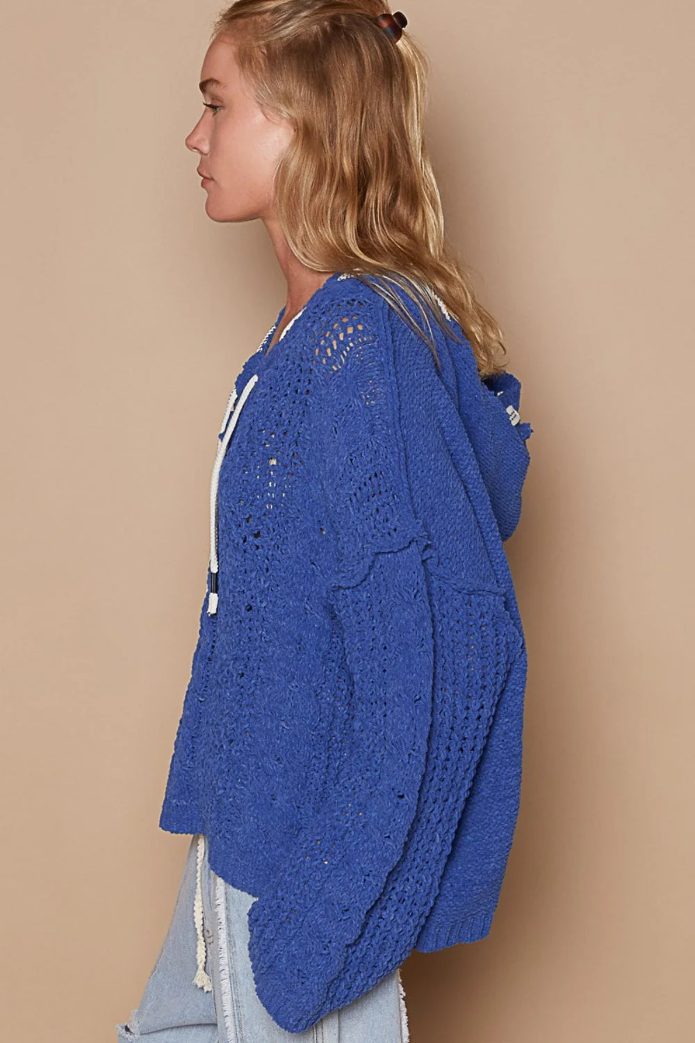 Blanca | Chenille cable knit sweater with hood - Image 3